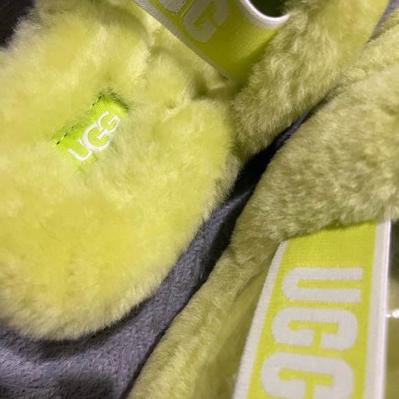 UGG • Fluff Yeah Slides • Women’s - Picture 13 of 14